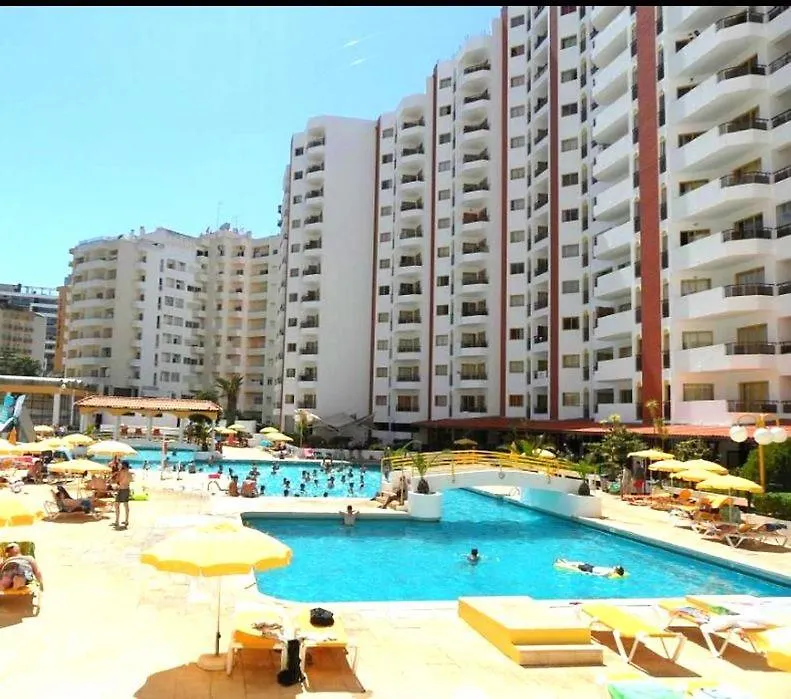 Praia Da Rocha Com Piscina location